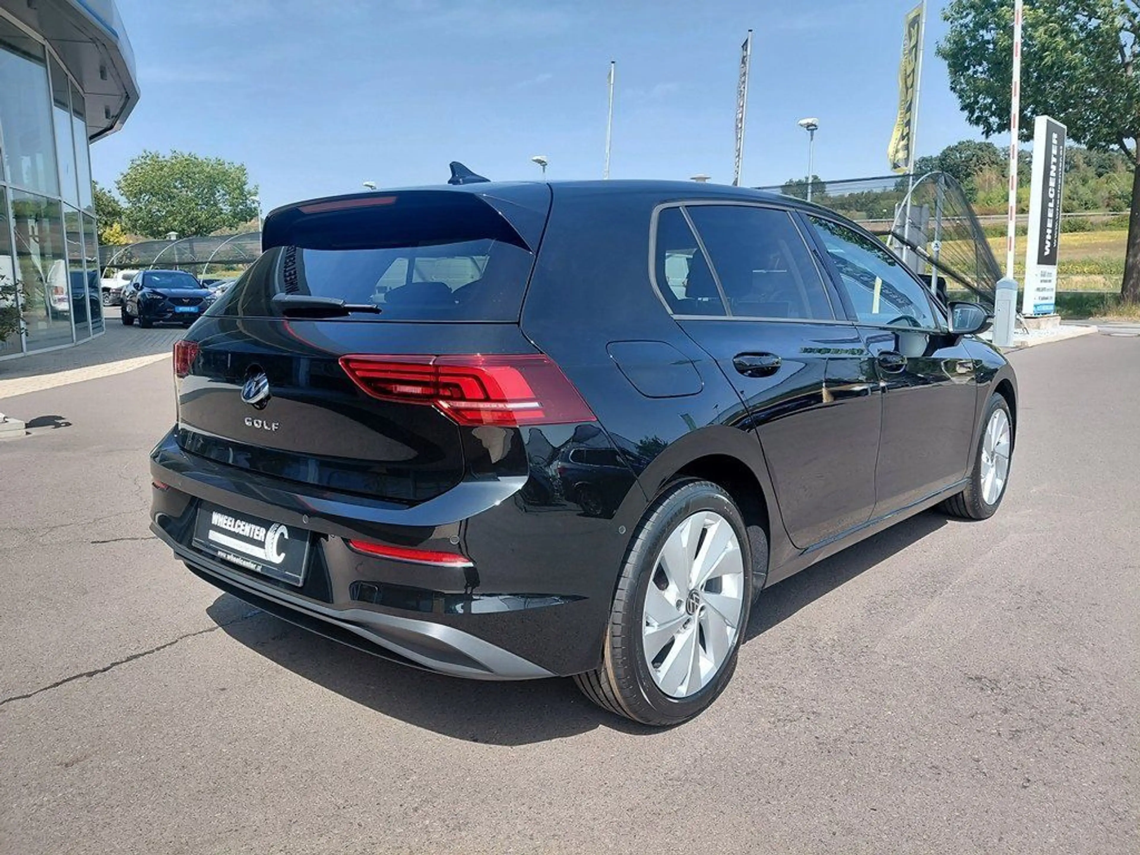 Volkswagen Golf VIII 1.5 TSI Life * AHK * MODELL 2026 — photo 9