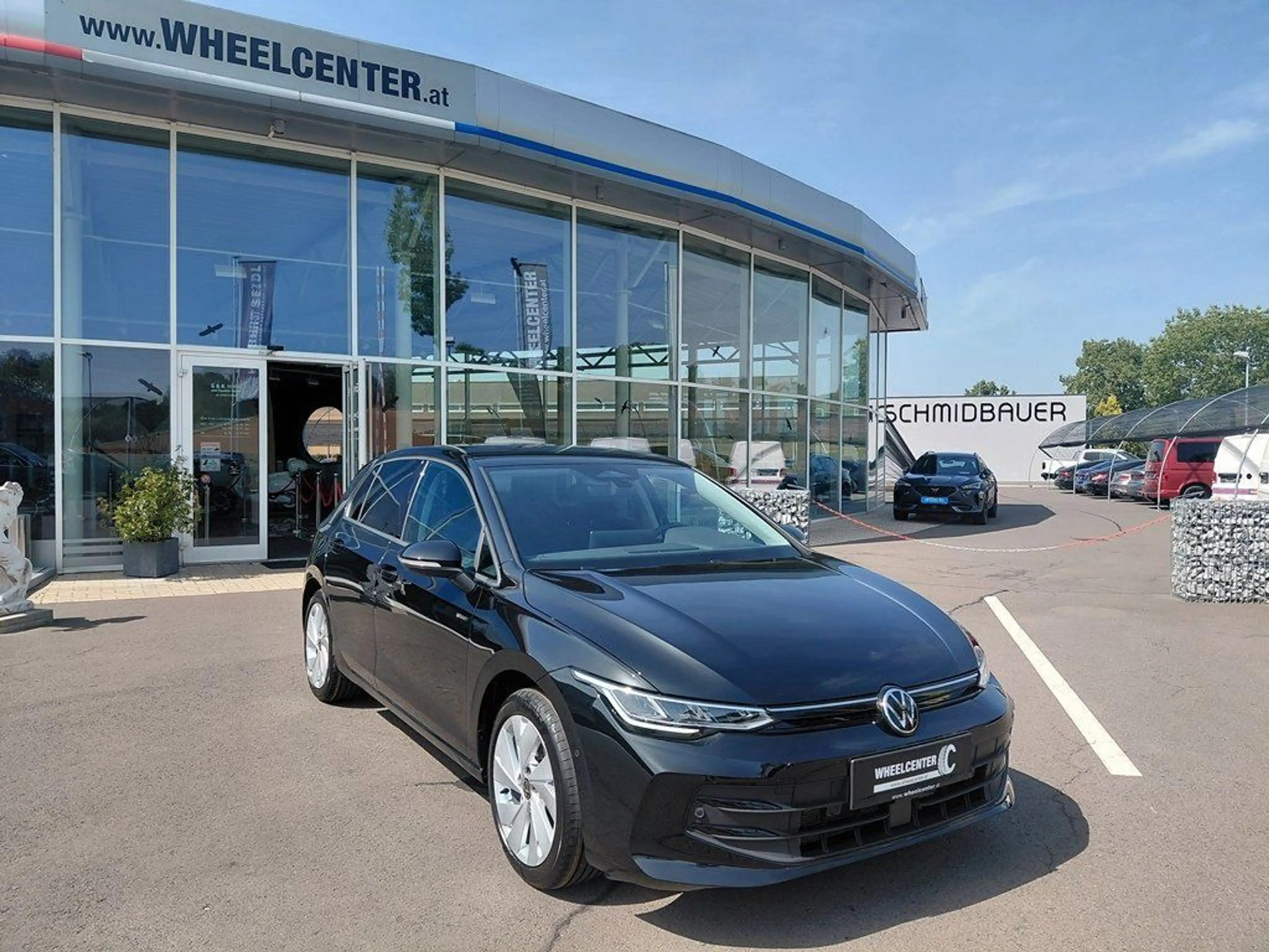 Volkswagen Golf VIII 1.5 TSI Life * AHK * MODELL 2026 — photo 3