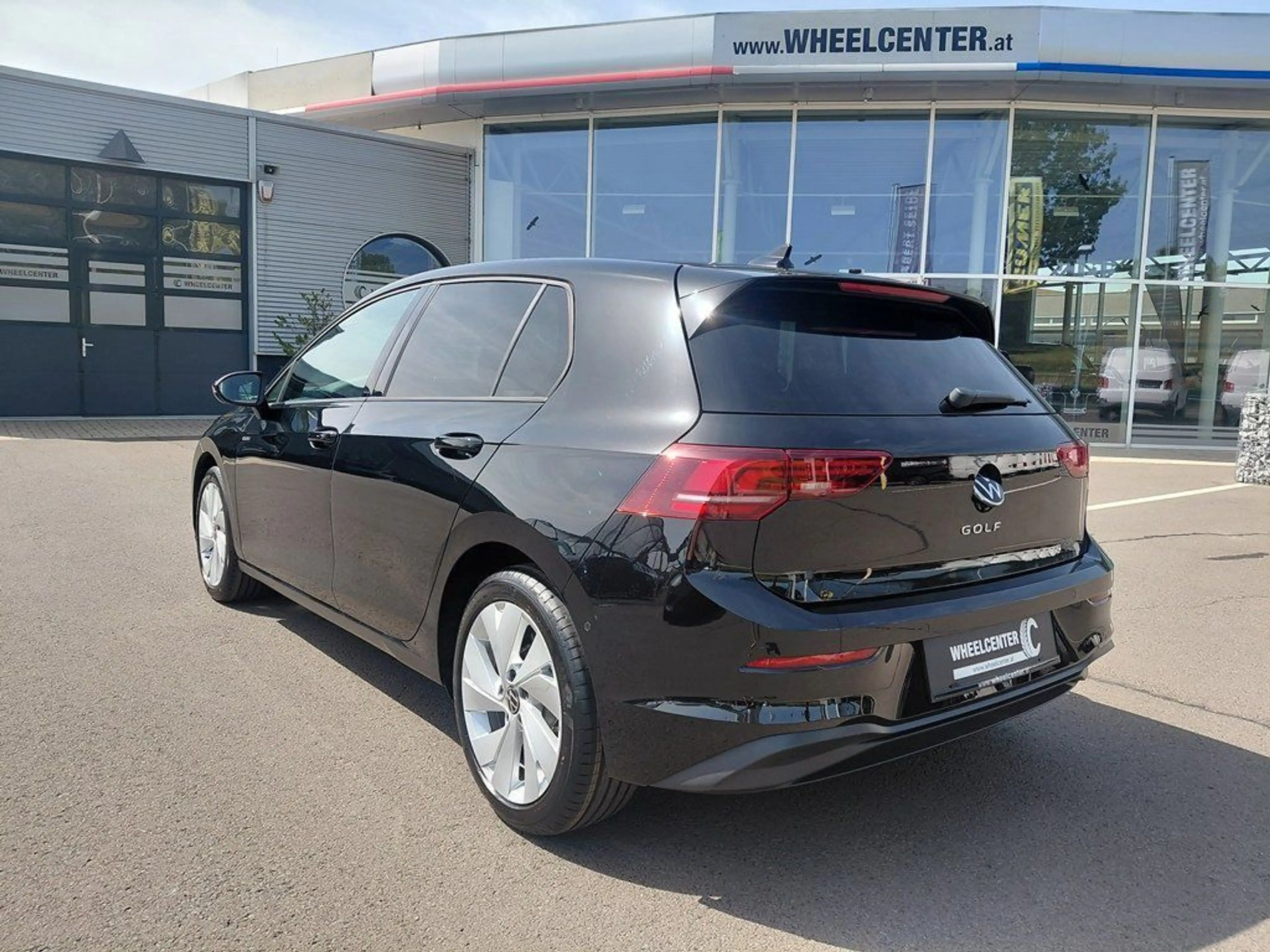 Volkswagen Golf VIII 1.5 TSI Life * AHK * MODELL 2026 — photo 8
