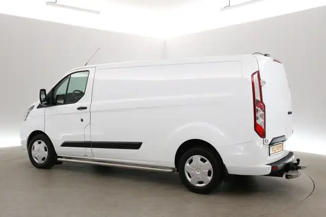 Ford Transit Custom view 4