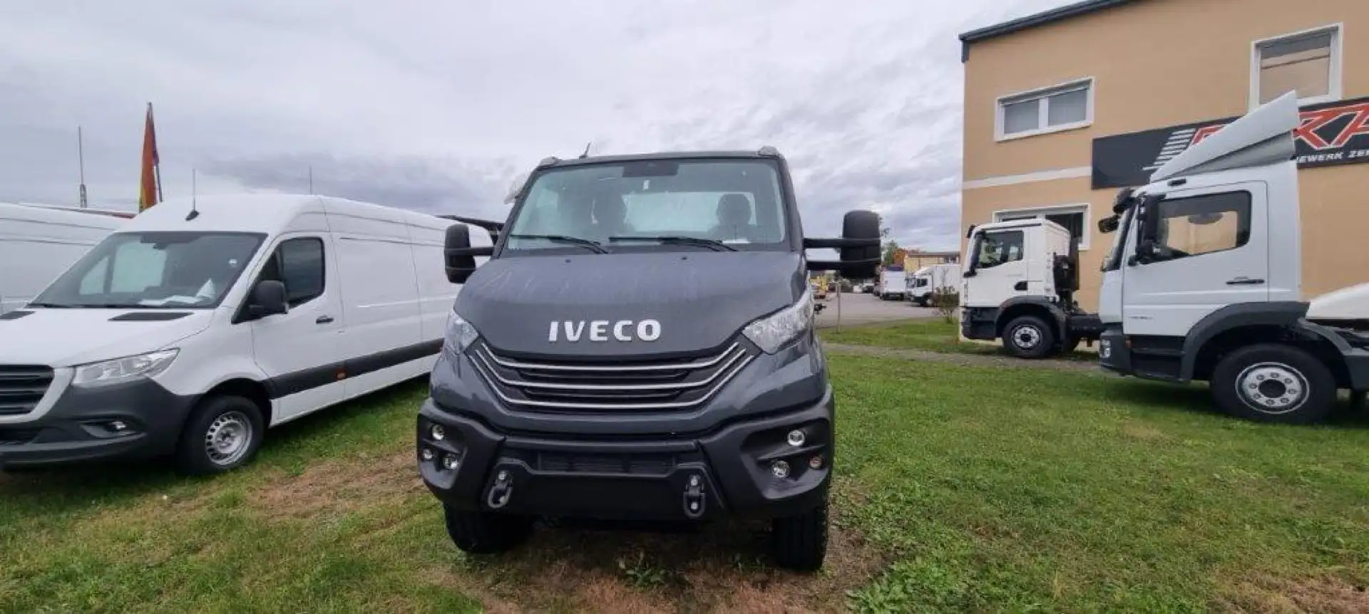Iveco Daily 65 C 18H Grey - 2