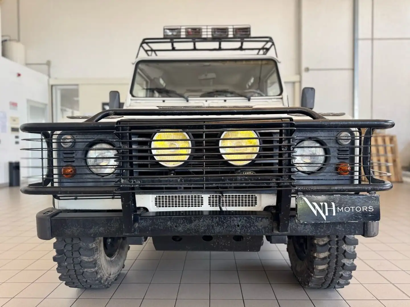 Land Rover Defender 90 2.5 Td5 Station Wagon //BELL1SS1MO// Wit - 2