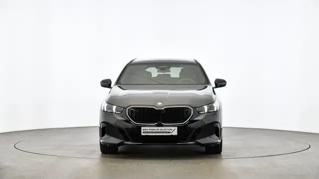 BMW 520 d xDrive Touring G61 B47 Ansicht 8