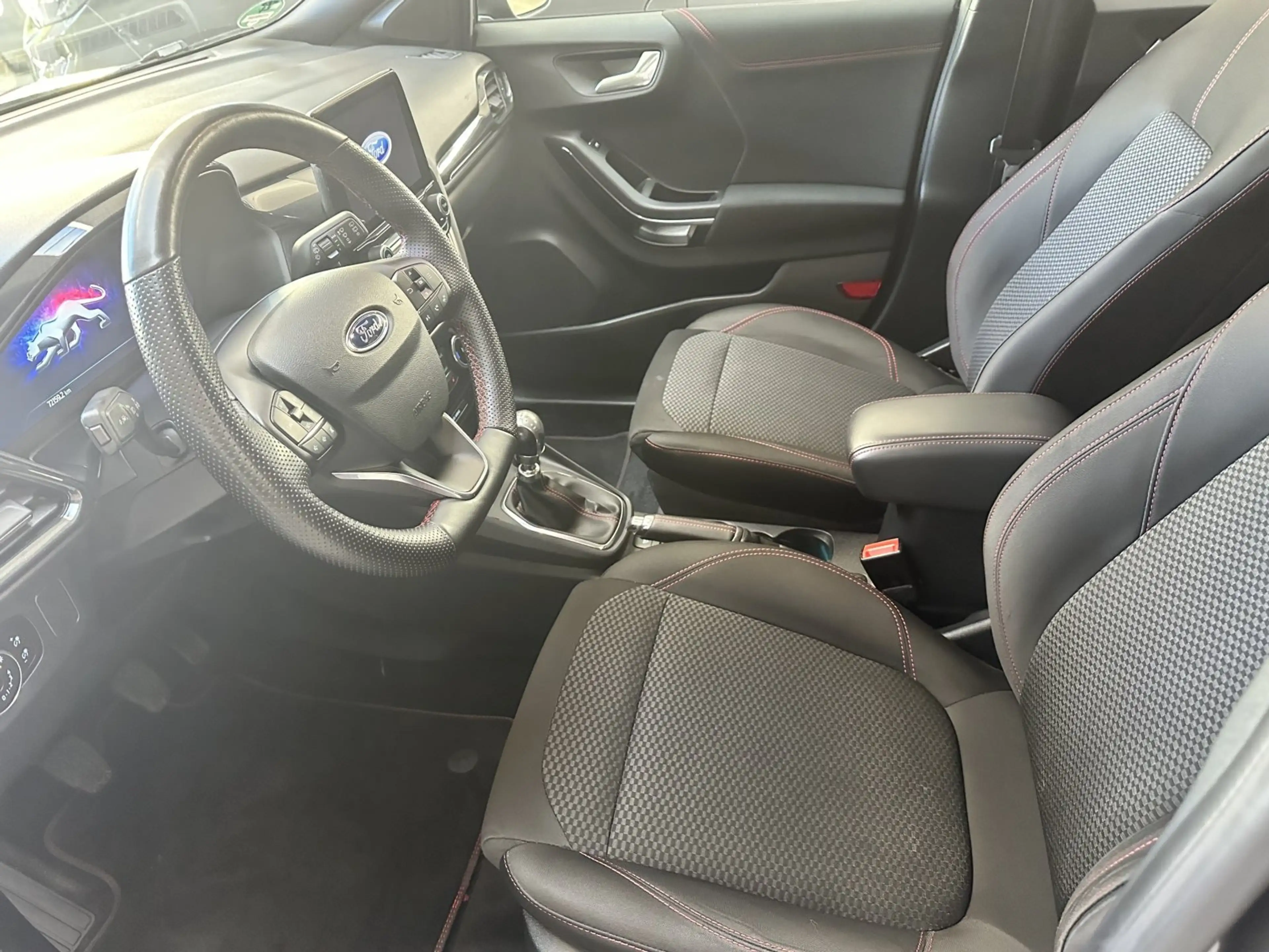 Ford Puma 1.0 EcoBoost Mild Hybrid ST-Linie Winterpaket — photo 8