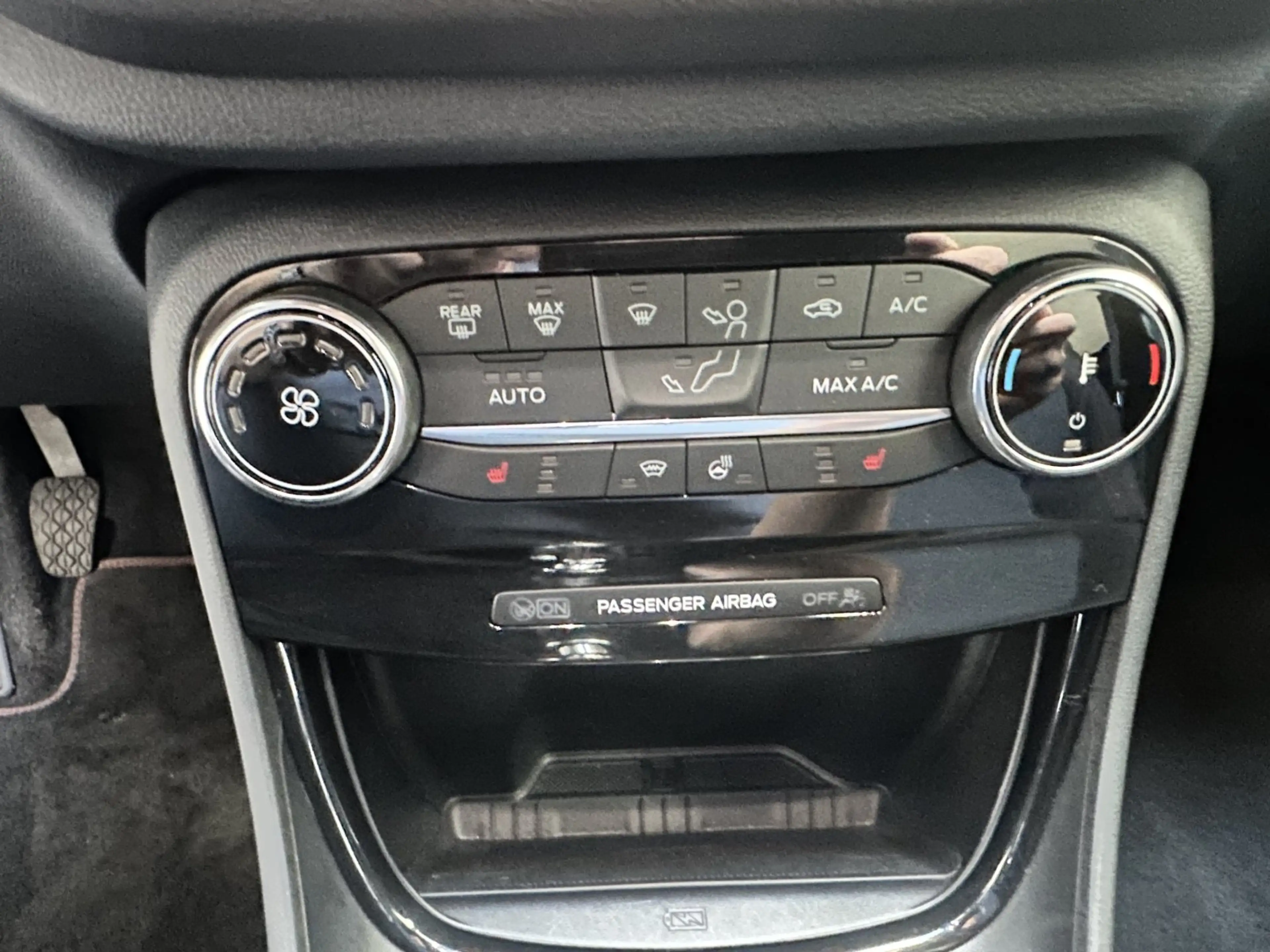 Ford Puma 1.0 EcoBoost Mild Hybrid ST-Linie Winterpaket — photo 10