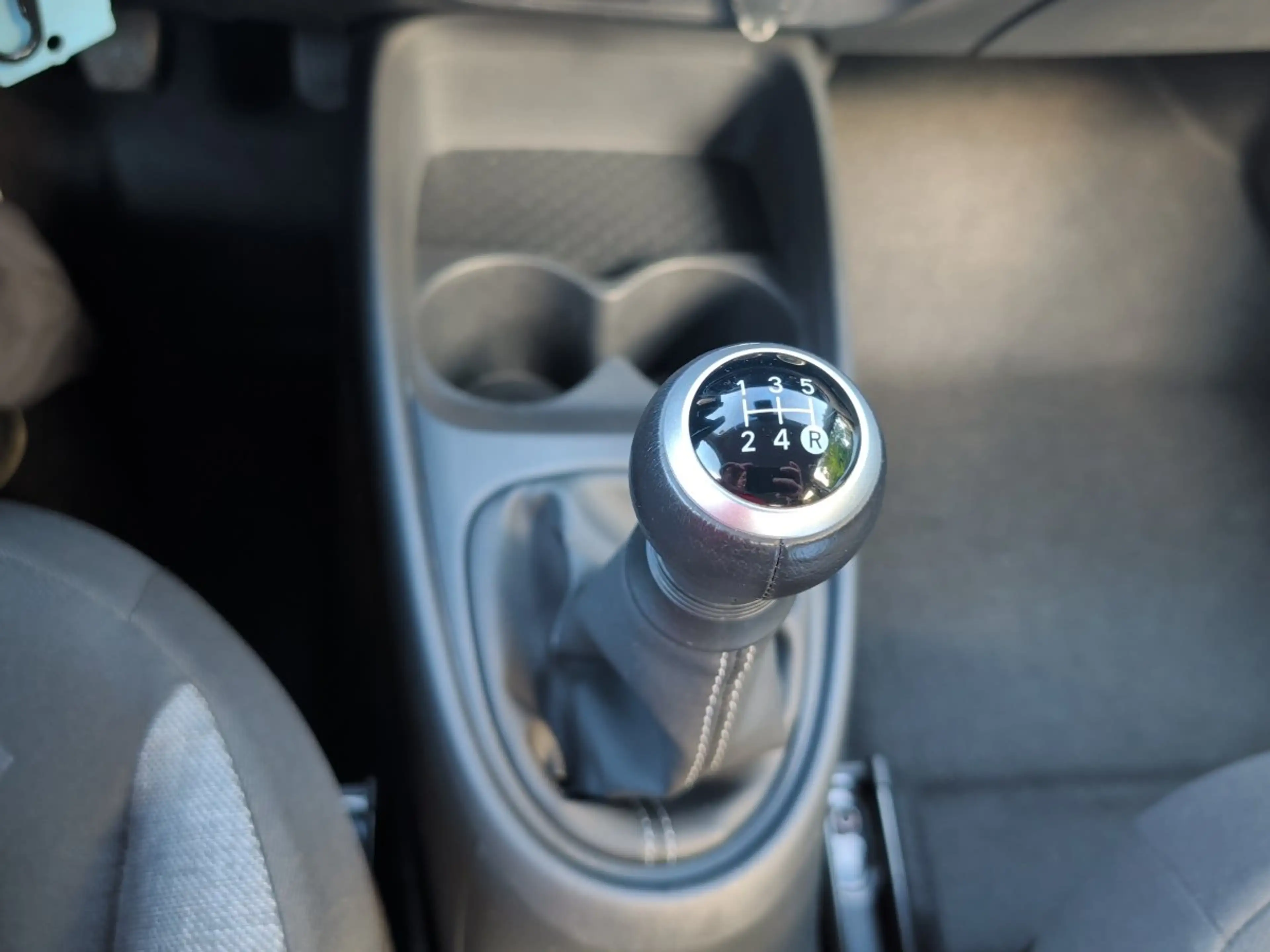 Toyota Aygo X 1.0 Play AppleCarPlay Kamera Bluetooth — photo 17