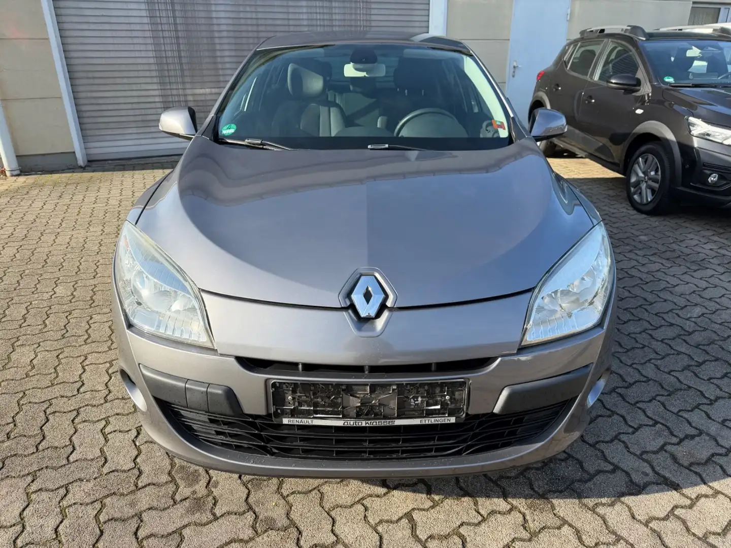 Renault Megane III Lim. 5-trg. Dynamique Grau - 1