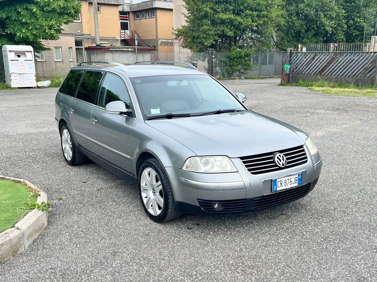 Volkswagen Passat Variant Passat Variant 1.9 tdi Highline 130cv Grigio - 1