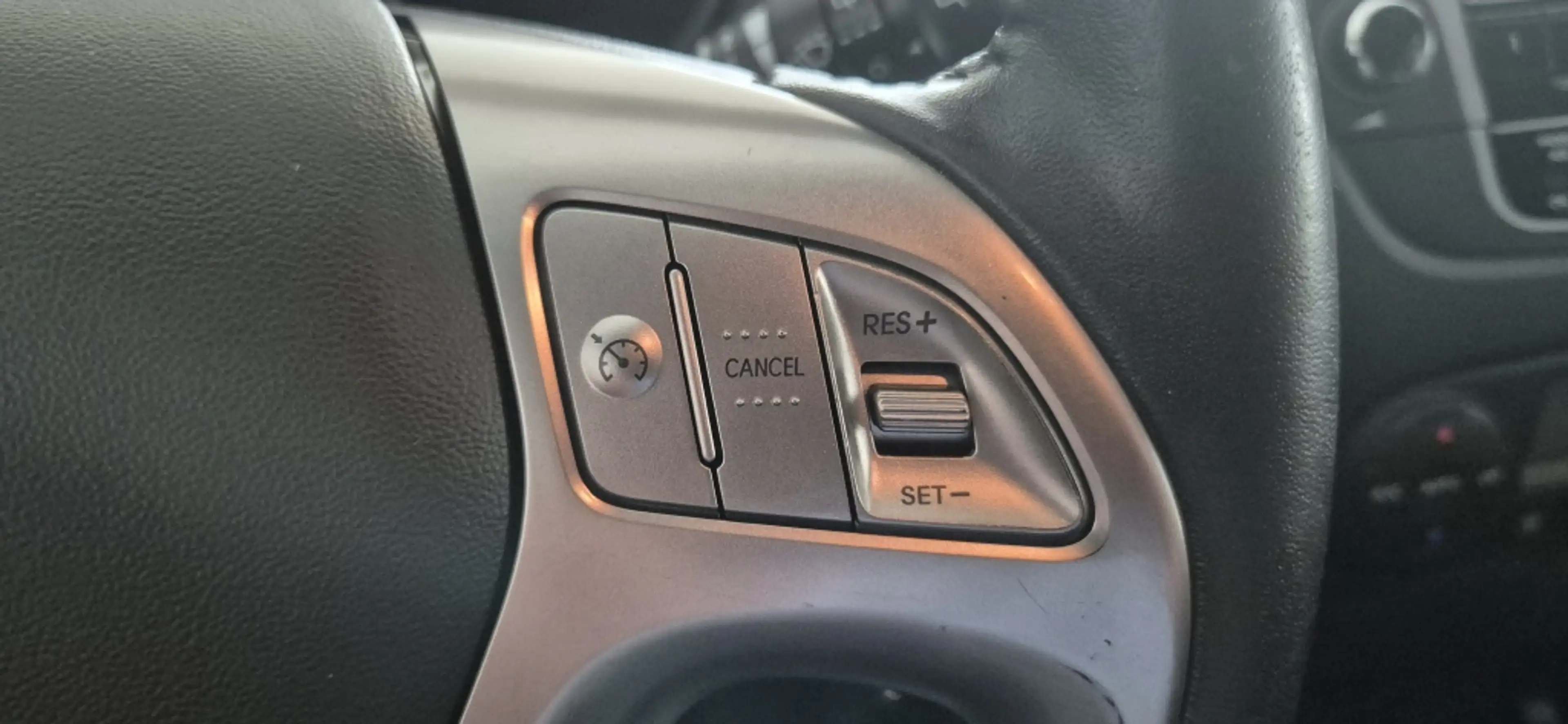 Hyundai iX35 2.0i Style — photo 10