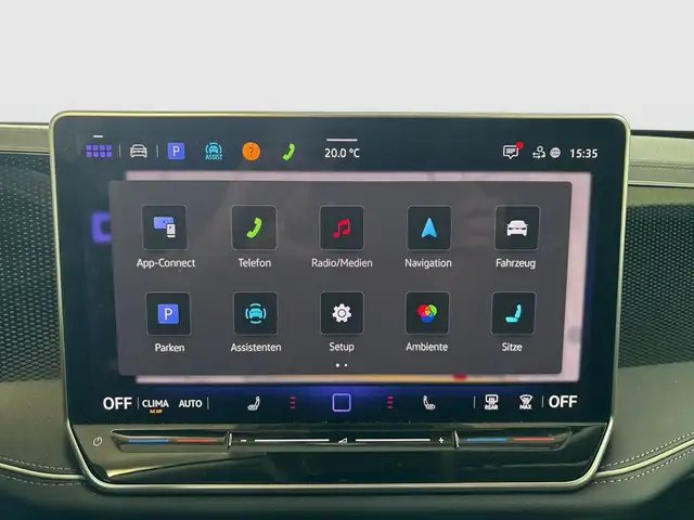 Volkswagen Passat view 13