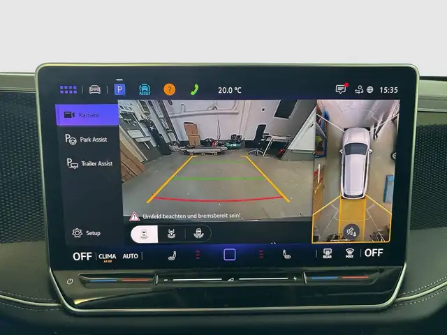 Volkswagen Passat view 15