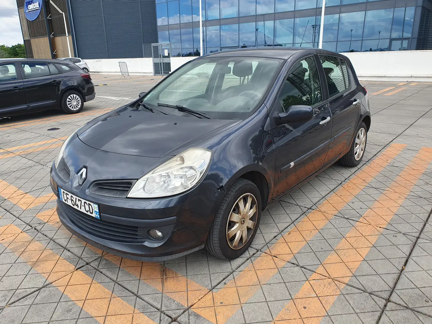 Renault Clio 1.5 dCi 85 eco2 Dynamique Bleu - 1