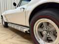 Chevrolet Corvette C2 Coupé / 327 Cu V8 / 4-Speed Manual / Hot Rod / Blanc - thumbnail 4