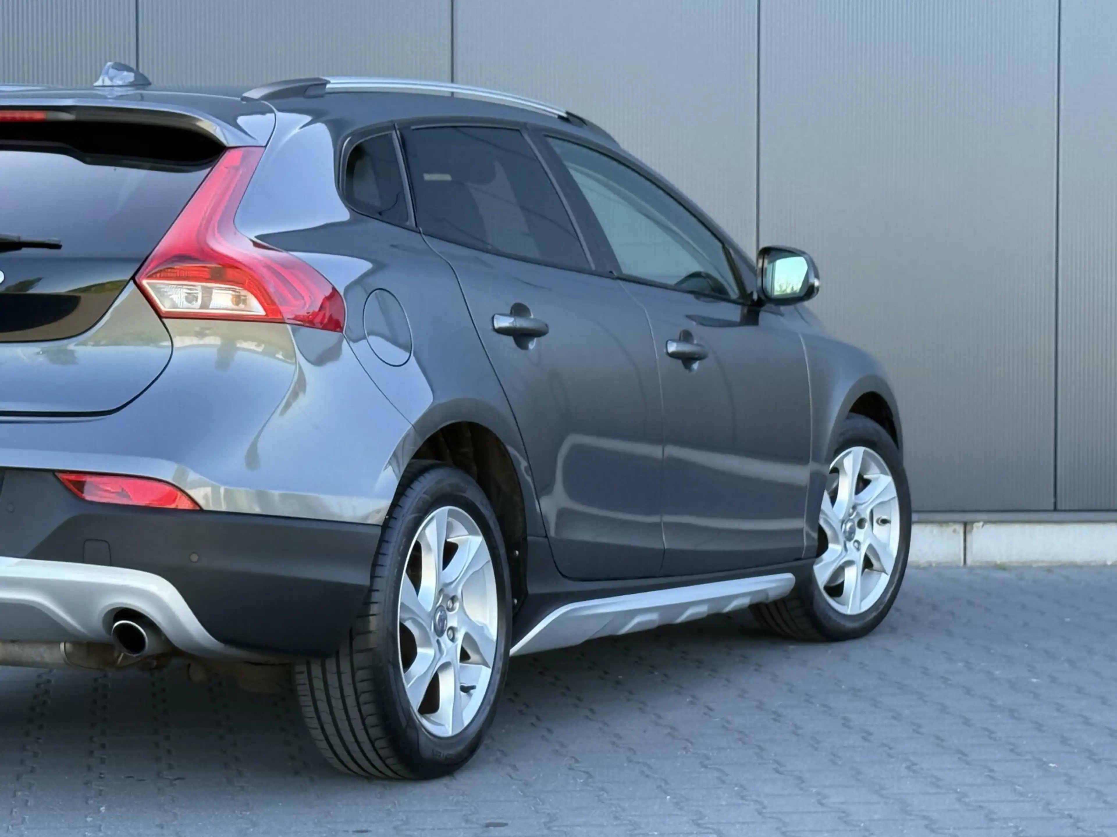 Volvo V40 Cross Country 2.5 T5 AWD Summum Leder - Xenon - 5 Cilinder - Uni — photo 5