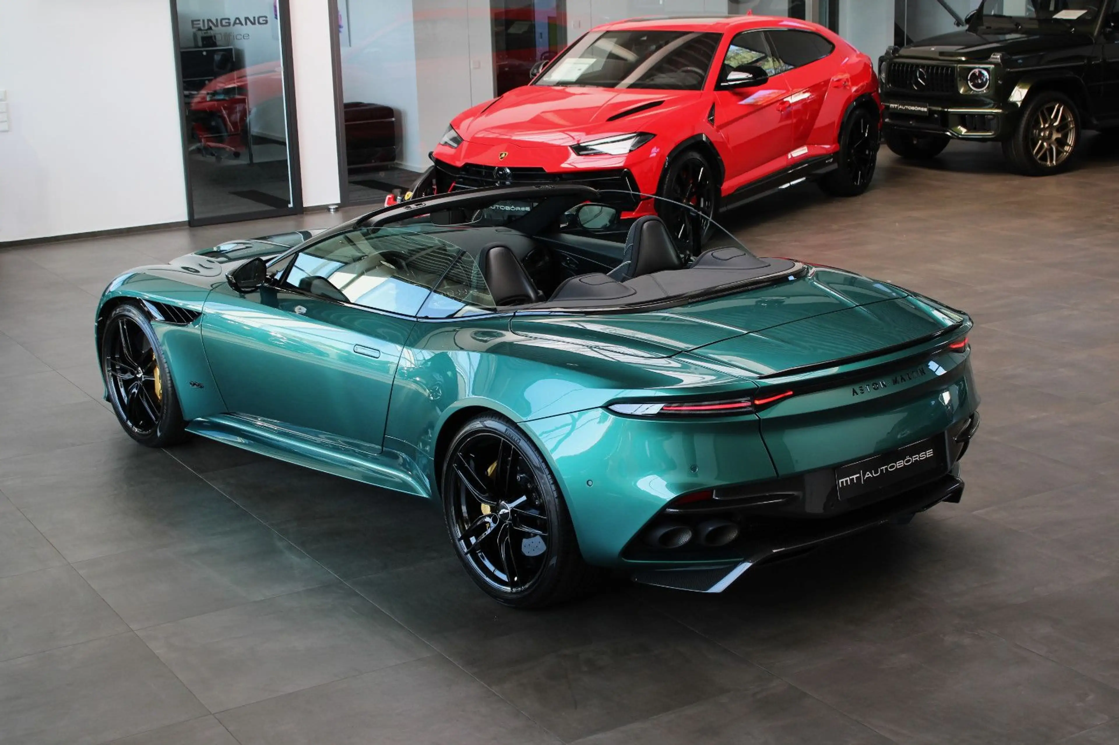 Aston Martin DBS 5.2 V12 VOLANTE RACING GREEN! — photo 6