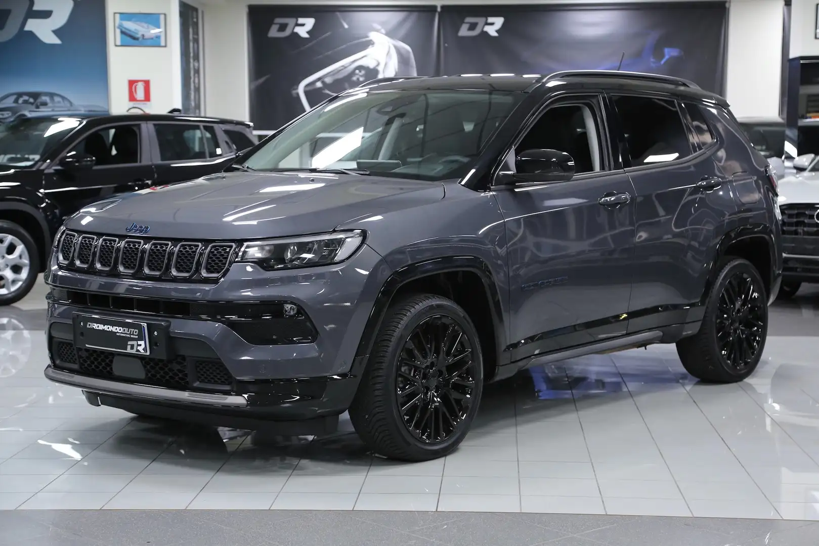 Jeep Compass 1.3 Turbo T4 240 cv PHEV AT6 4xe S Grigio - 1