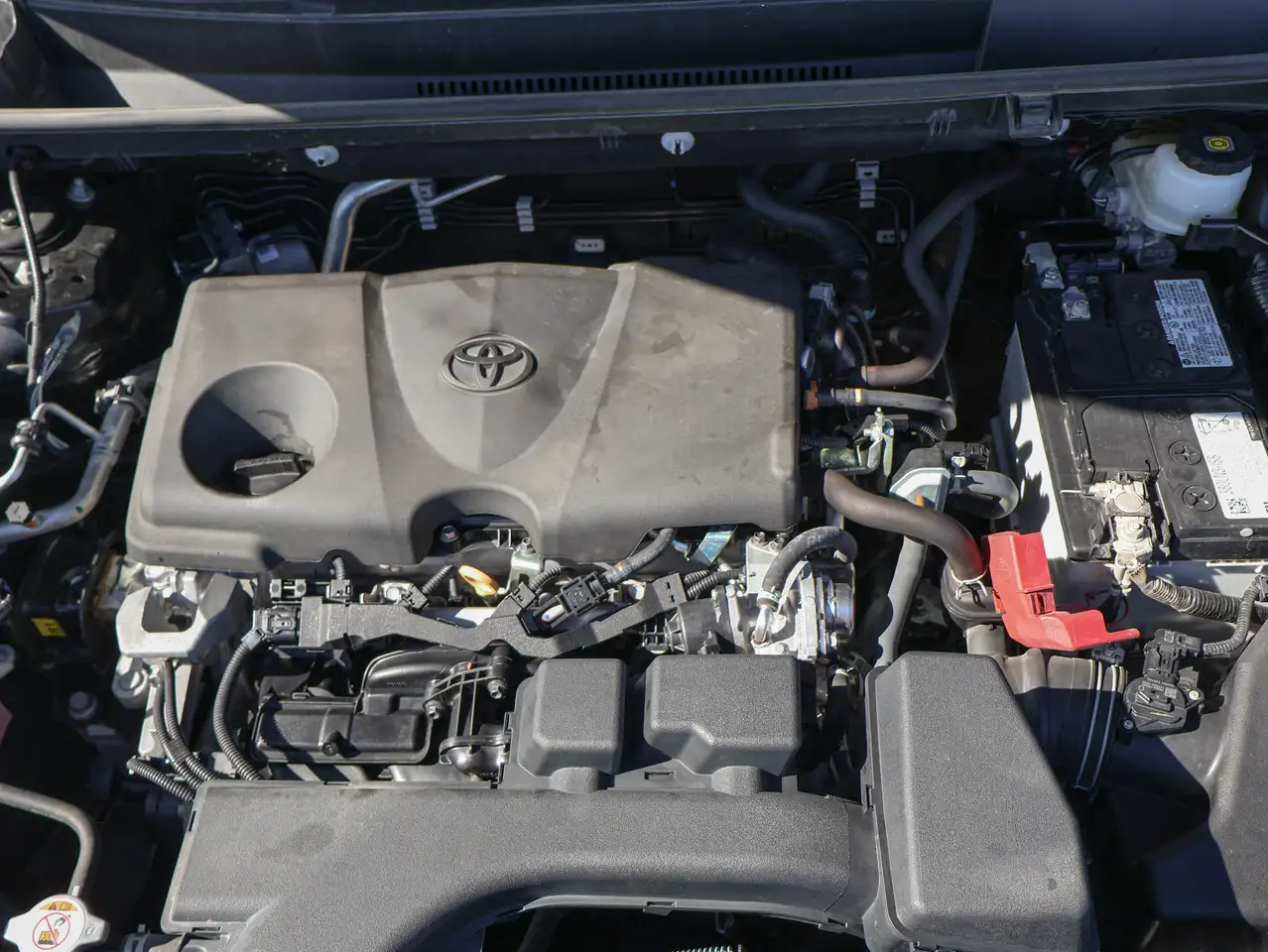 Toyota RAV 4 снимка Toyota RAV 4