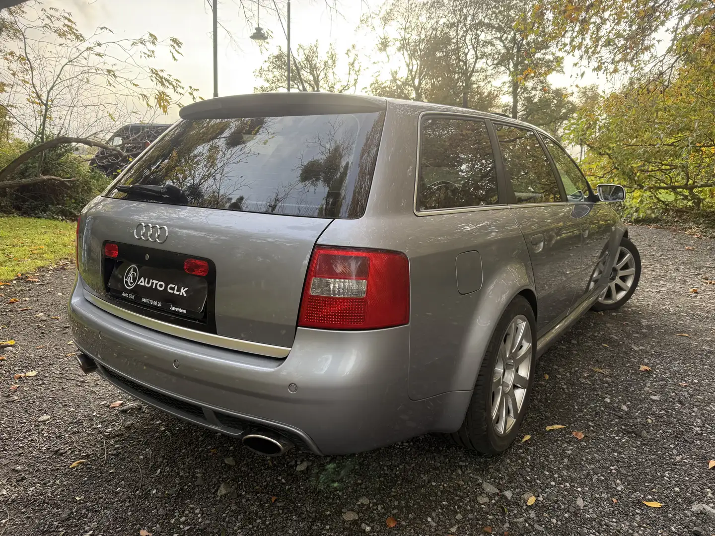 Audi RS6 RS6 4.2i V8 40v Quattro Tiptronic Utilitaire/5Pl Bleu - 2