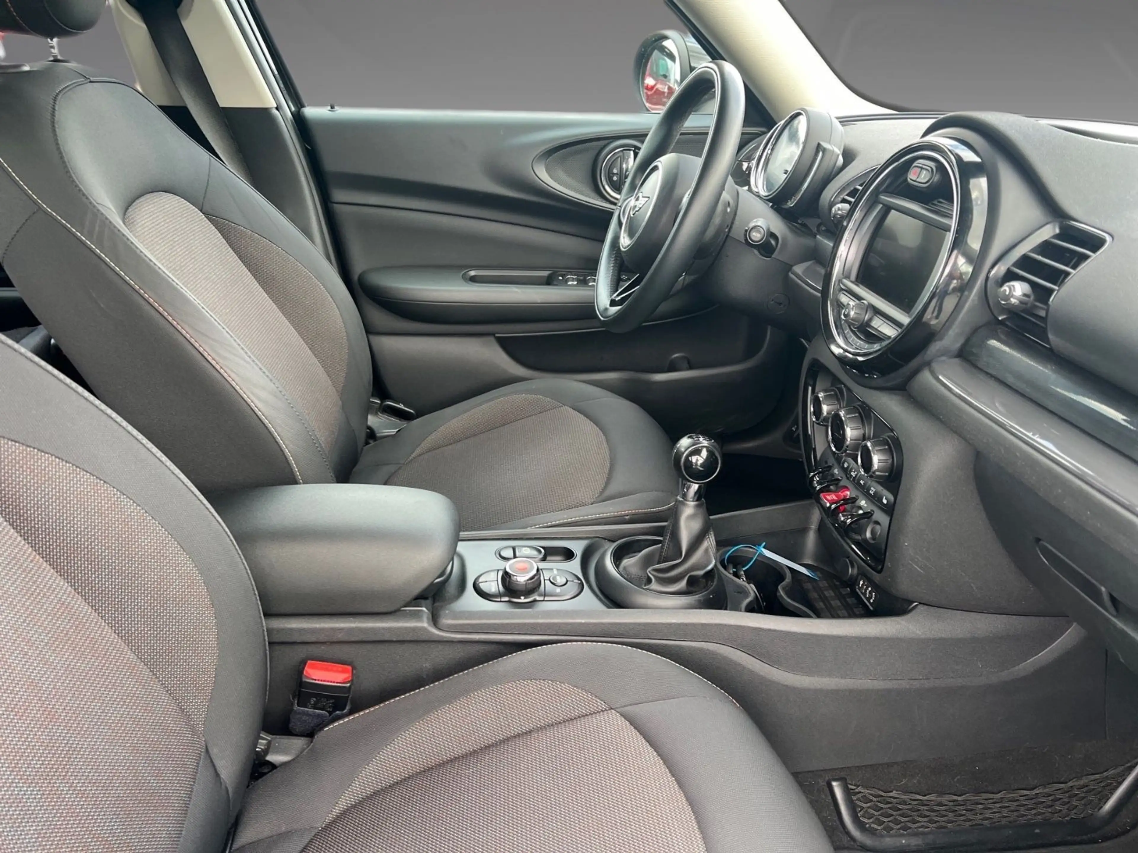 MINI One Clubman 1.5T Carplay PDC Tüv Neu — photo 8