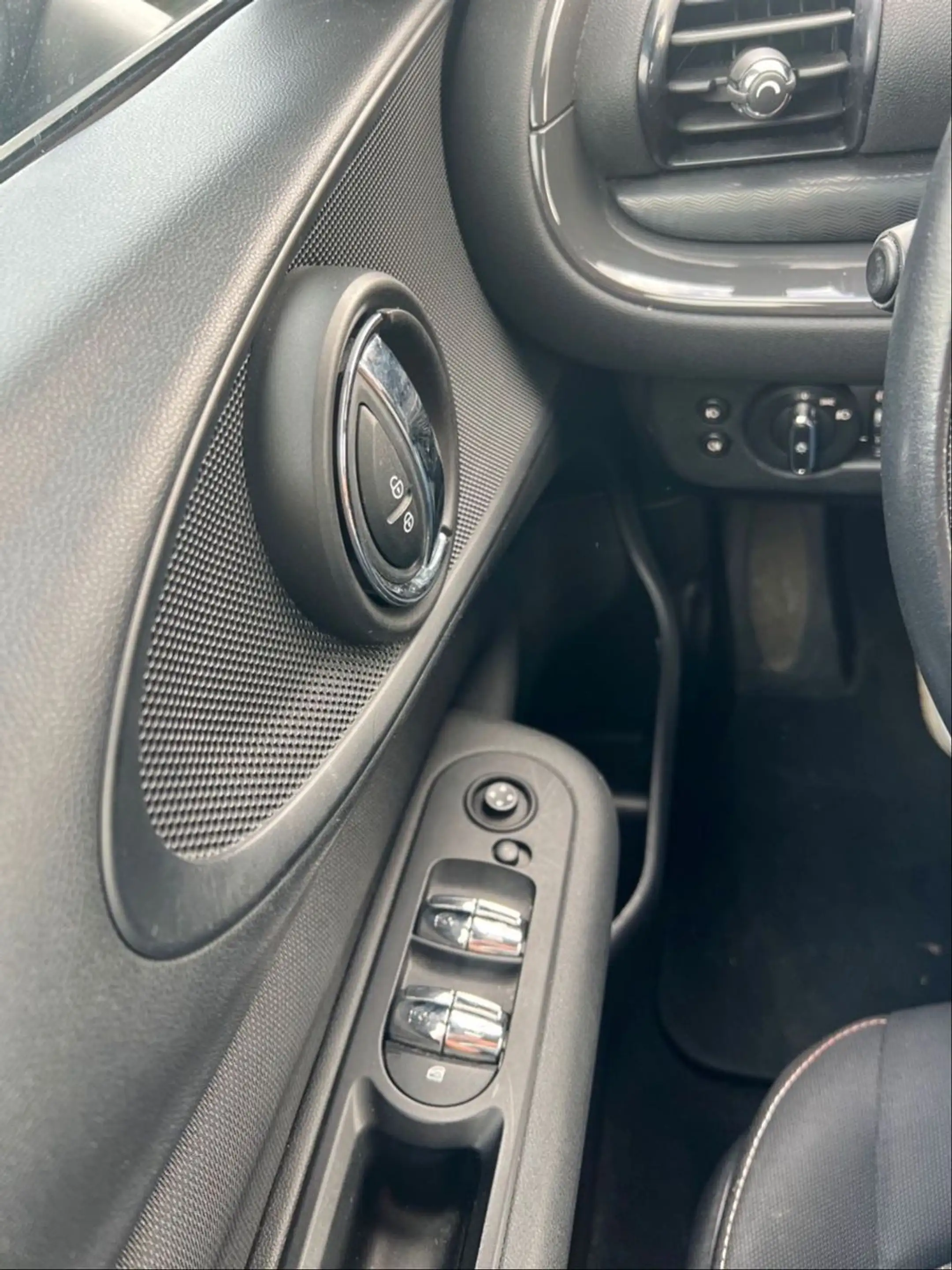 MINI One Clubman 1.5T Carplay PDC Tüv Neu — photo 15