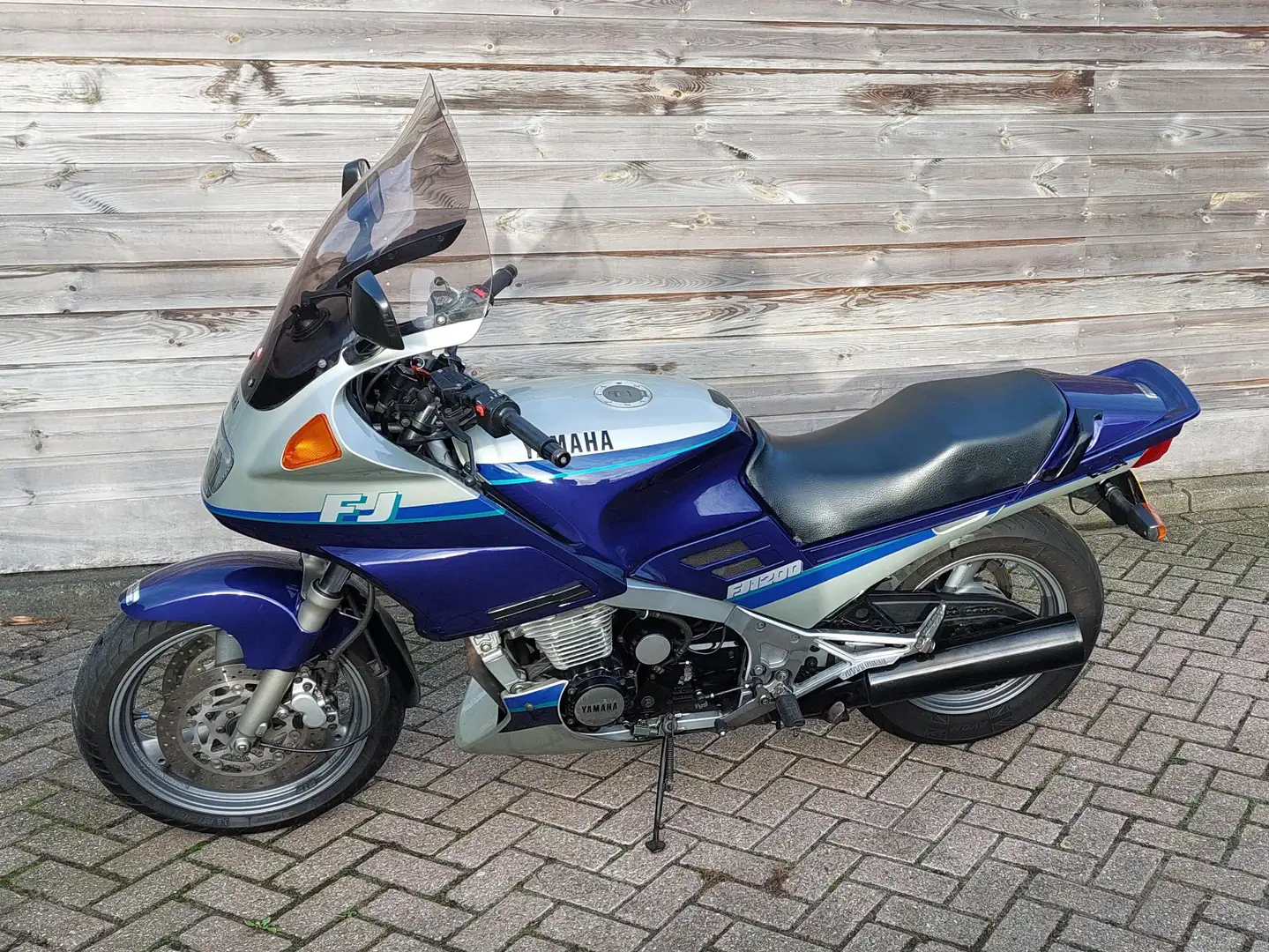 Yamaha FJ 1200 Blauw - 1
