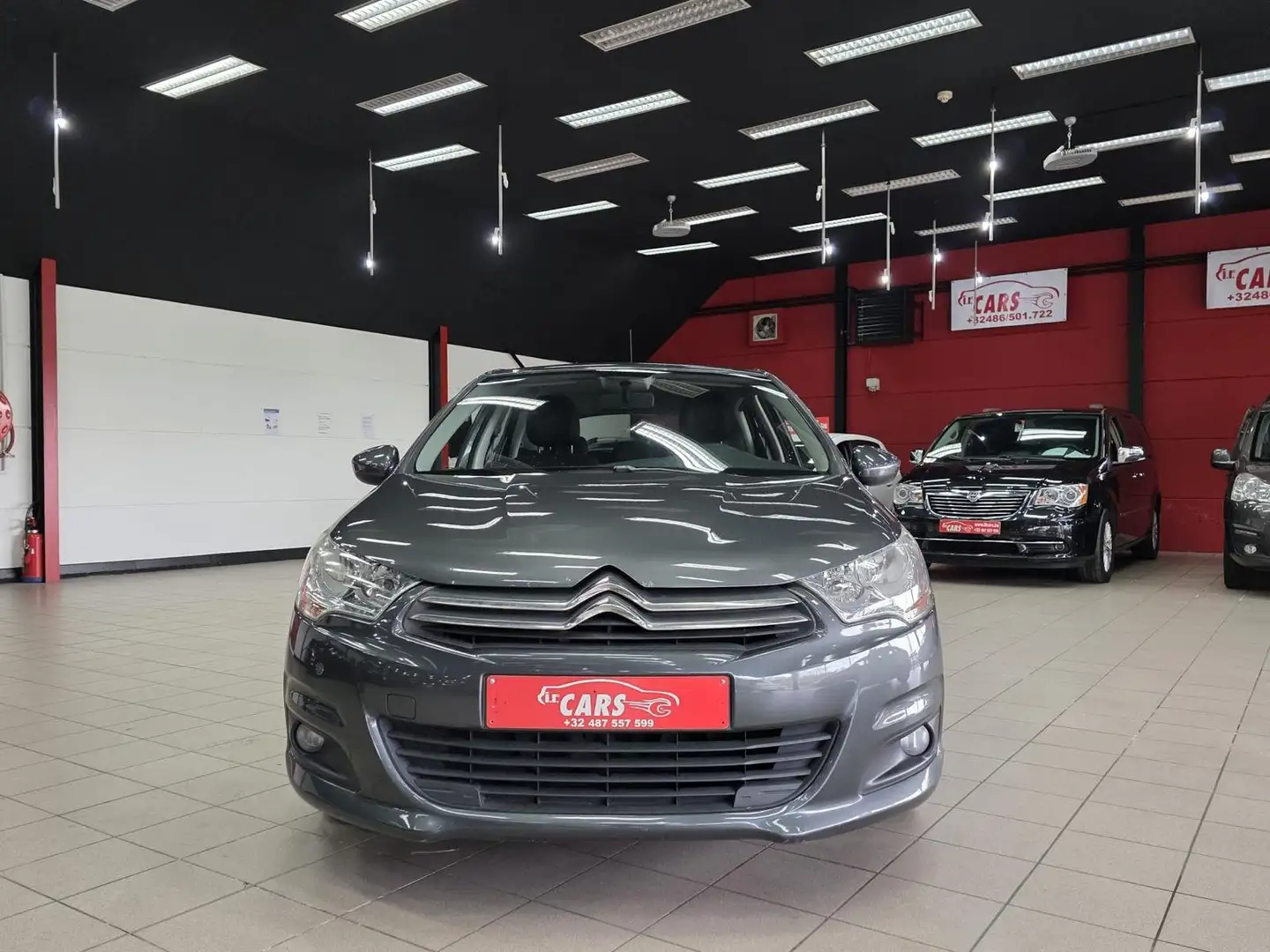 Citroen C4 C4 VTi 95 Selection**AIRCO**BENZINE**RADIO CD** Grau - 2