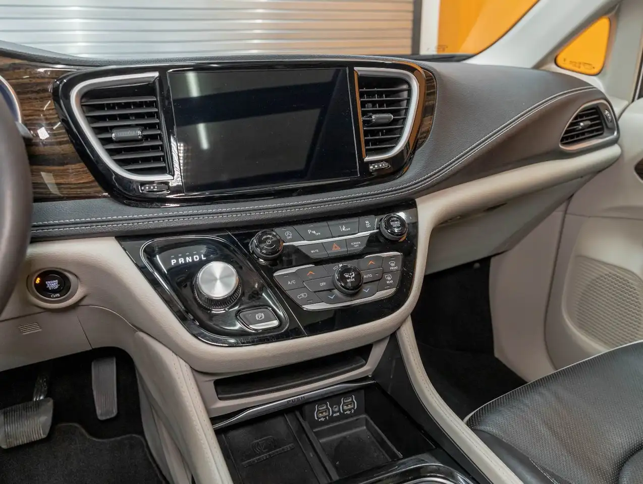 Chrysler Pacifica fotografie Chrysler Pacifica