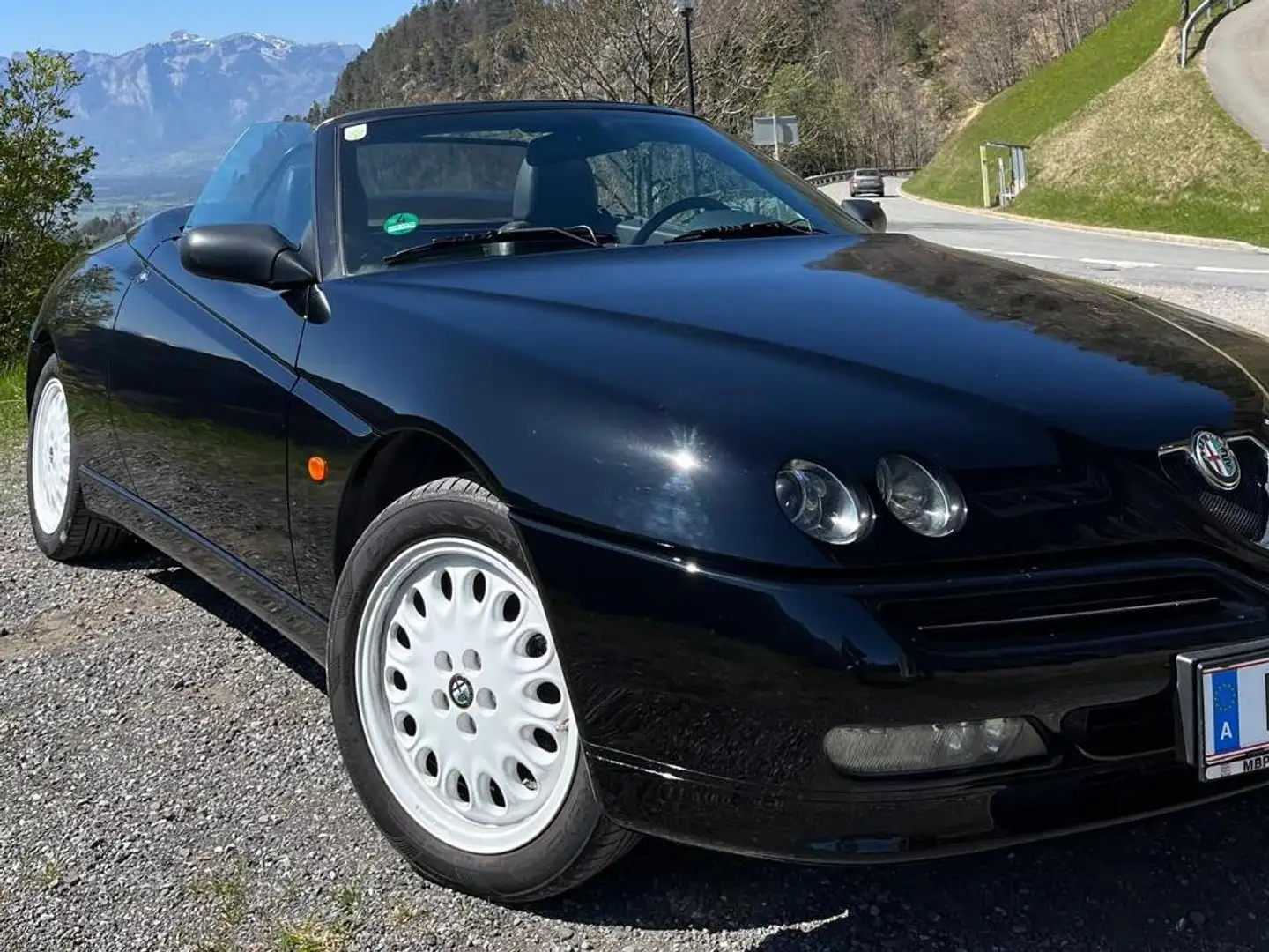 Alfa Romeo Spider Spider 2.0 Twin Spark (916) Schwarz - 2