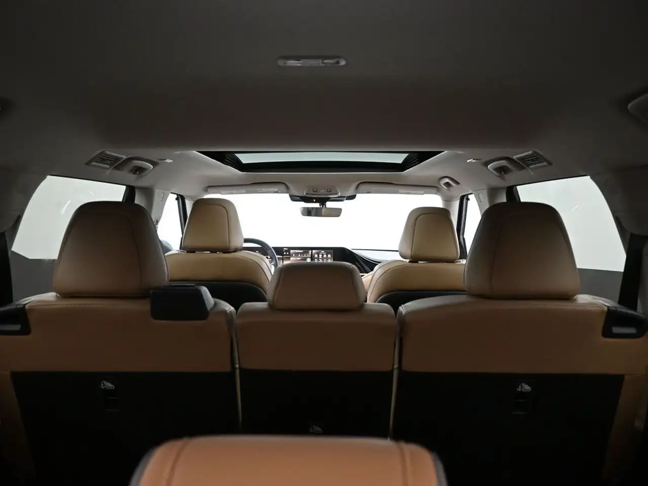 Infiniti QX80 снимка Infiniti QX80