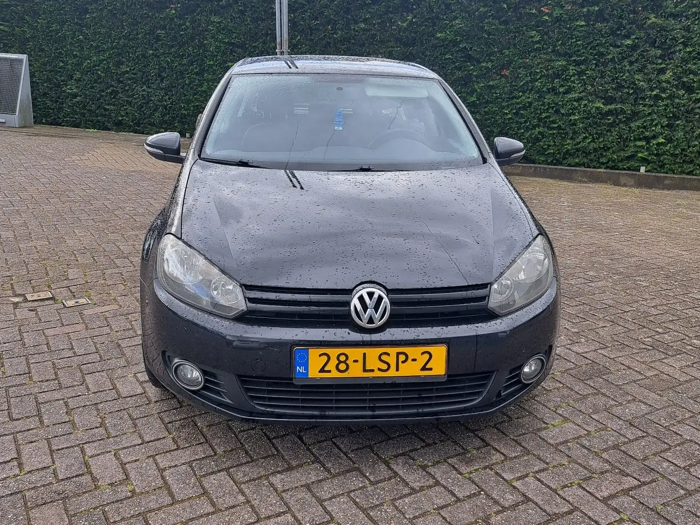 Volkswagen Golf 1.2 TSI Tour Zwart - 1