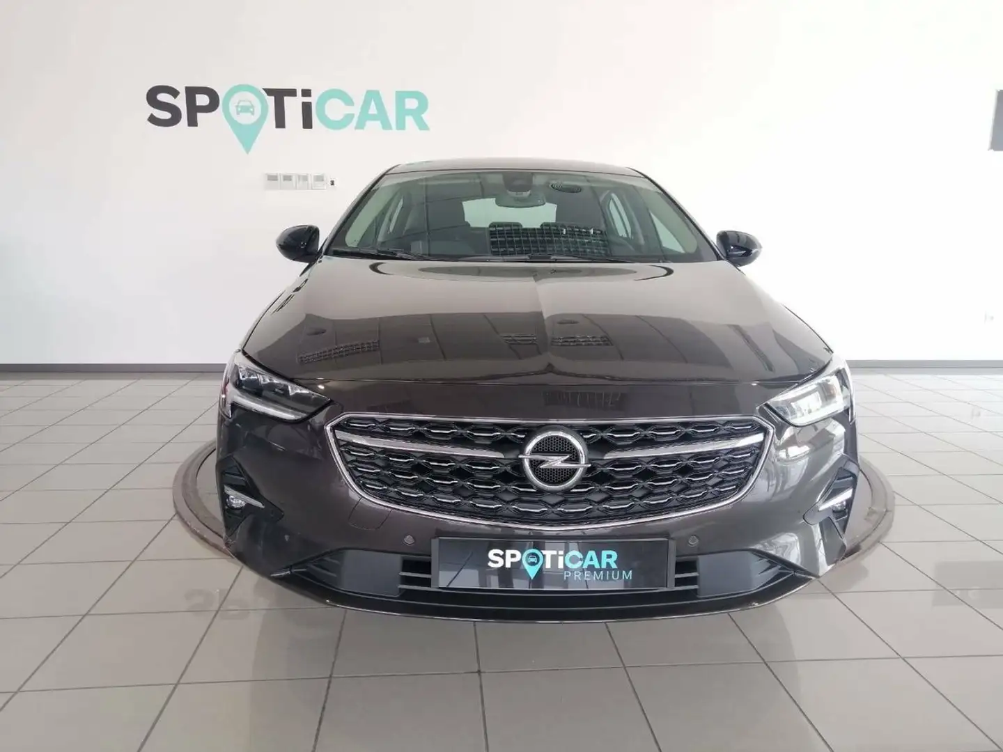 Opel Insignia 1.5D DVH S&S Business AT8 122 Grijs - 2