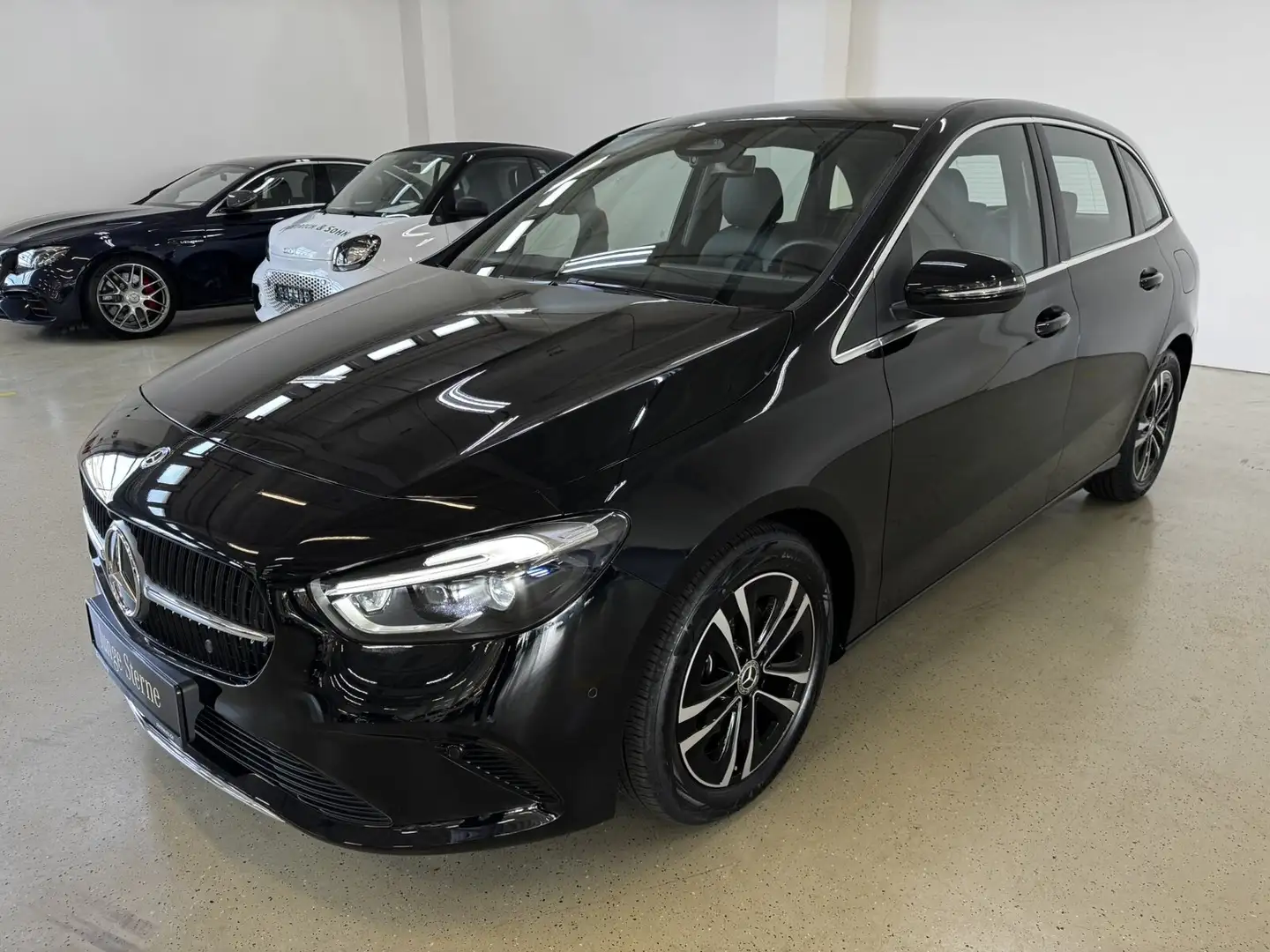 Mercedes-Benz B 200 B 200 Prog Adv Multibeam AHK RüCam WinterP Navi Nero - 2