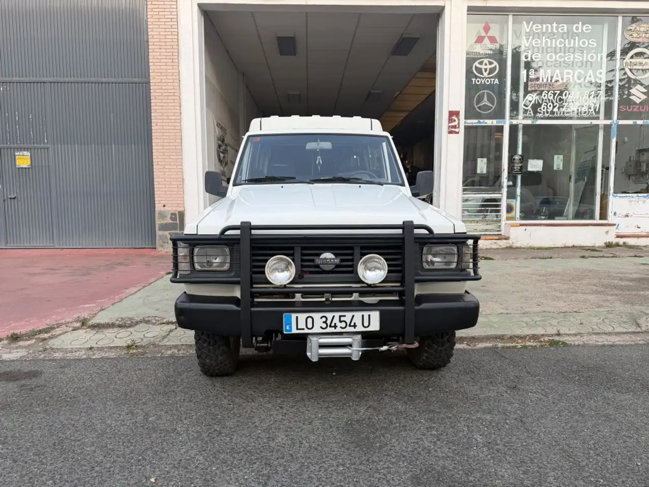 Nissan Patrol Corto TA 6 cil. 7pl., foto 2