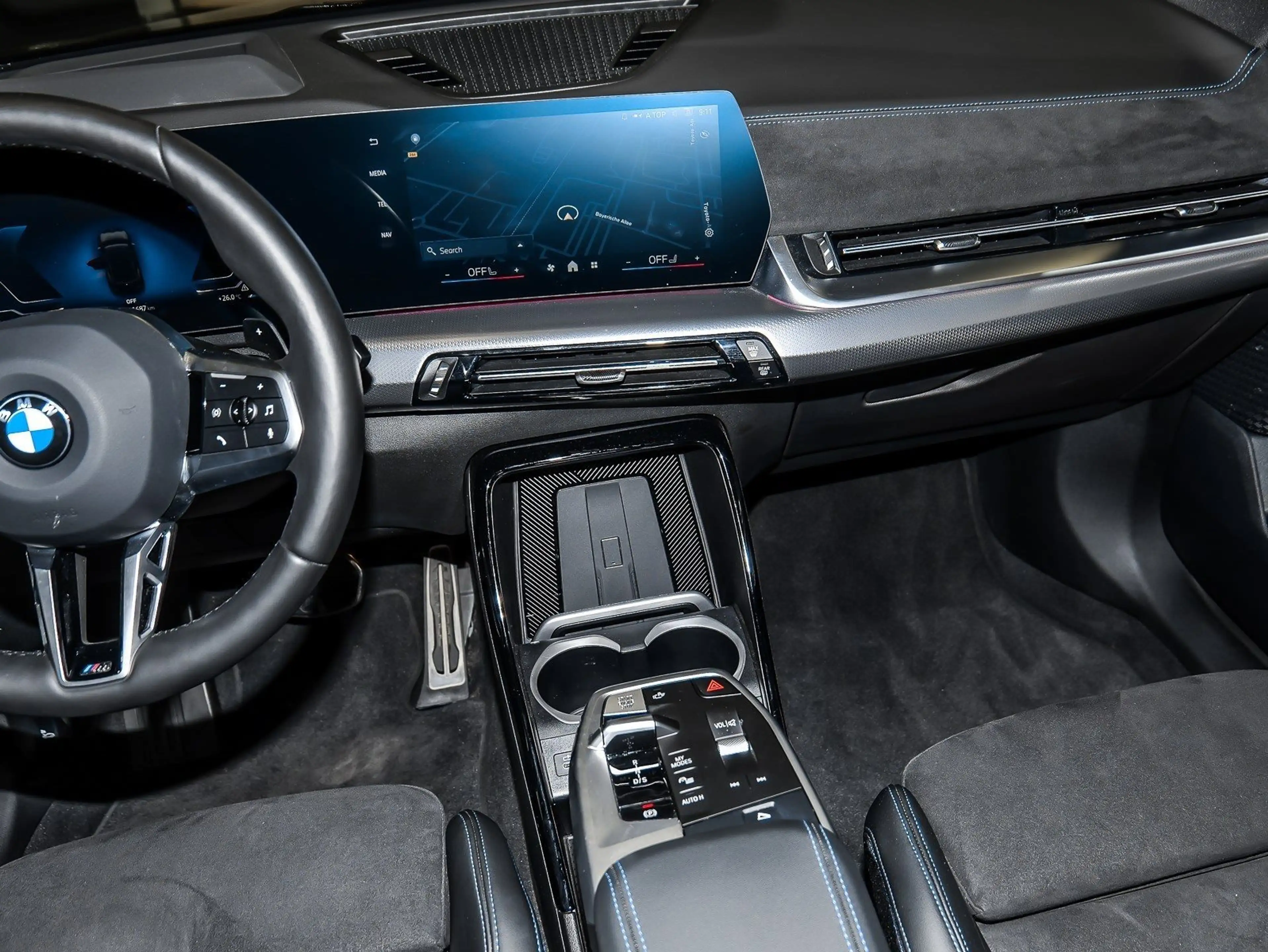 BMW X2 sDrive18d M Sport HUD ACC RFK NAVI LED DAB — photo 15