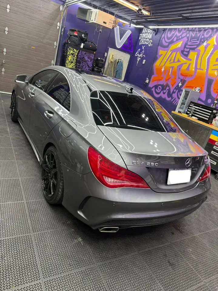 Mercedes-Benz CLA снимка Mercedes-Benz CLA