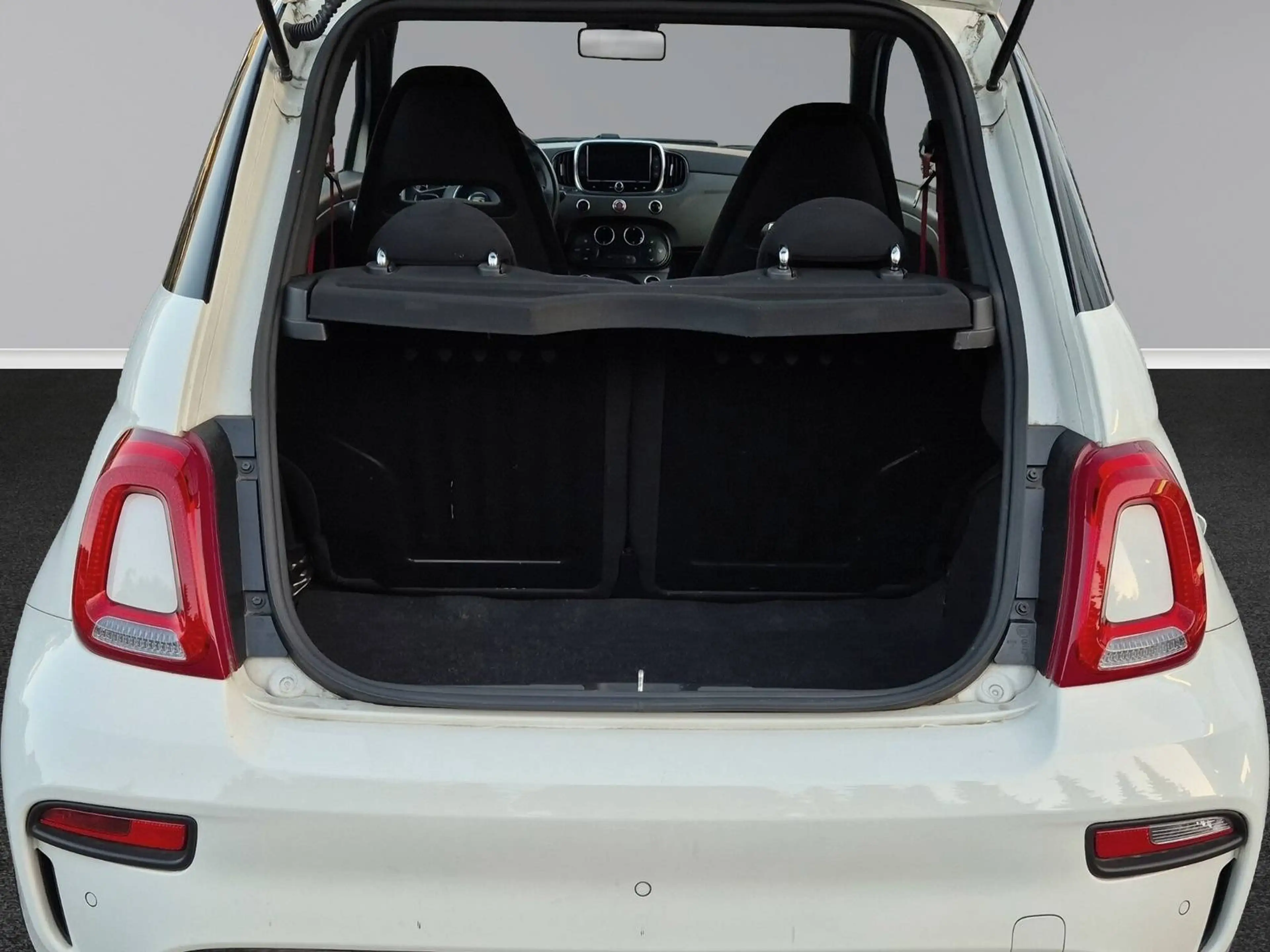 Abarth 500 595 Competizione — photo 7
