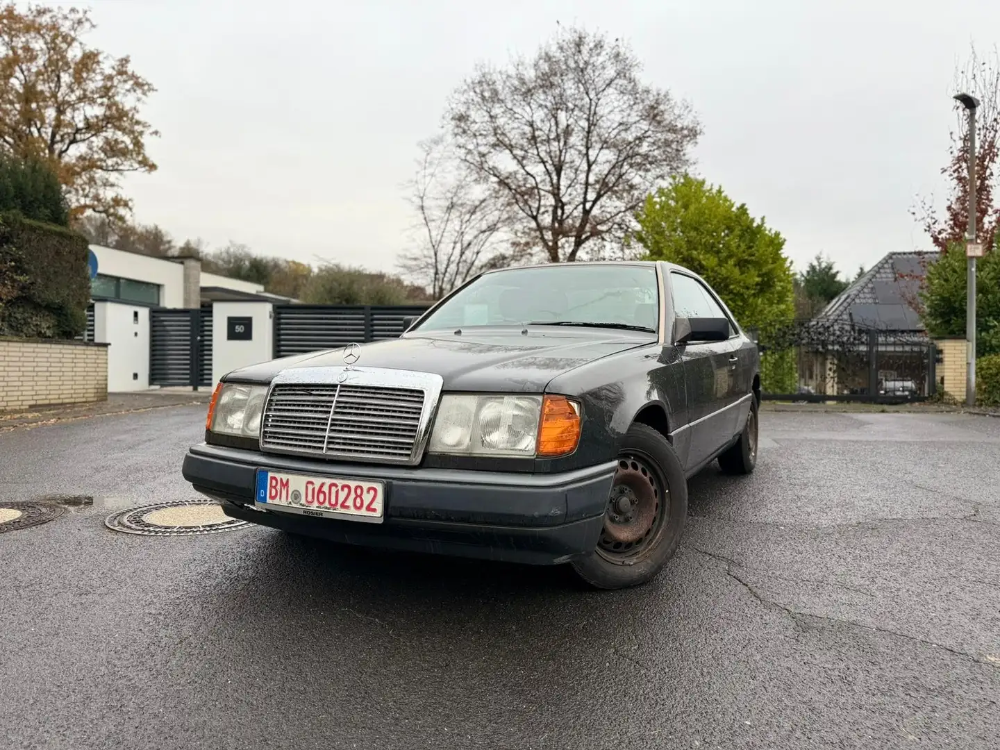 Mercedes-Benz CE 300 CE300*3.Hand*Scheunenfund*Fahrbereit Schwarz - 1