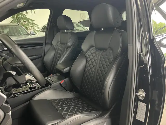 Audi SQ5 view 15