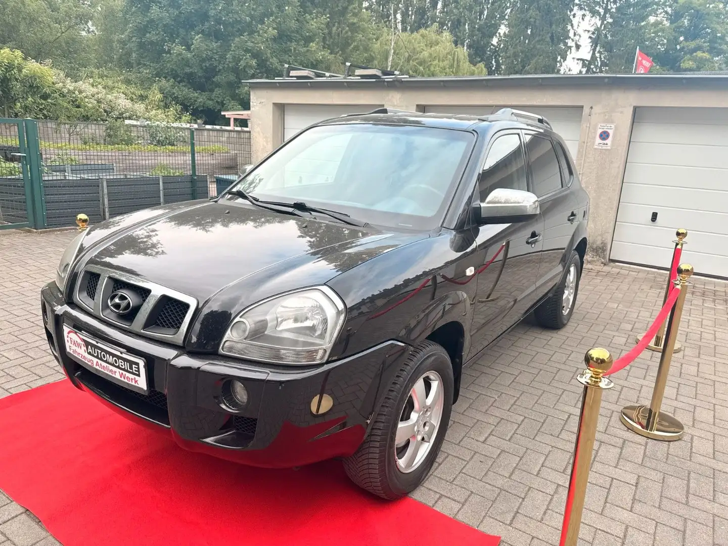 Hyundai TUCSON 2.0 GLS/2.Hand/Klima/AHK Czarny - 2