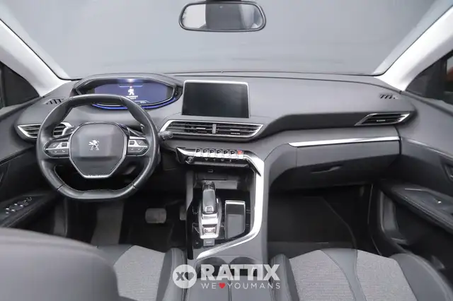 Peugeot 3008 view 8