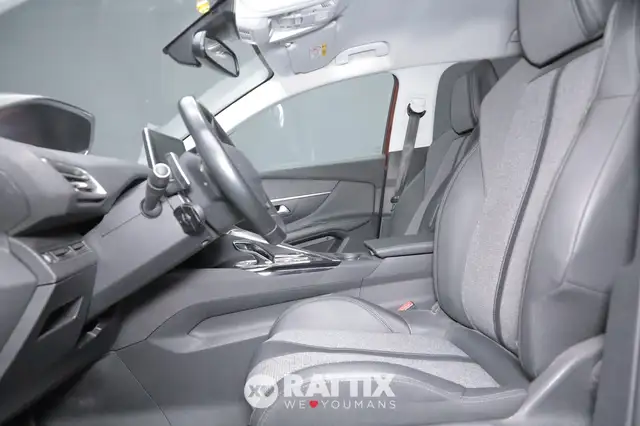 Peugeot 3008 view 7