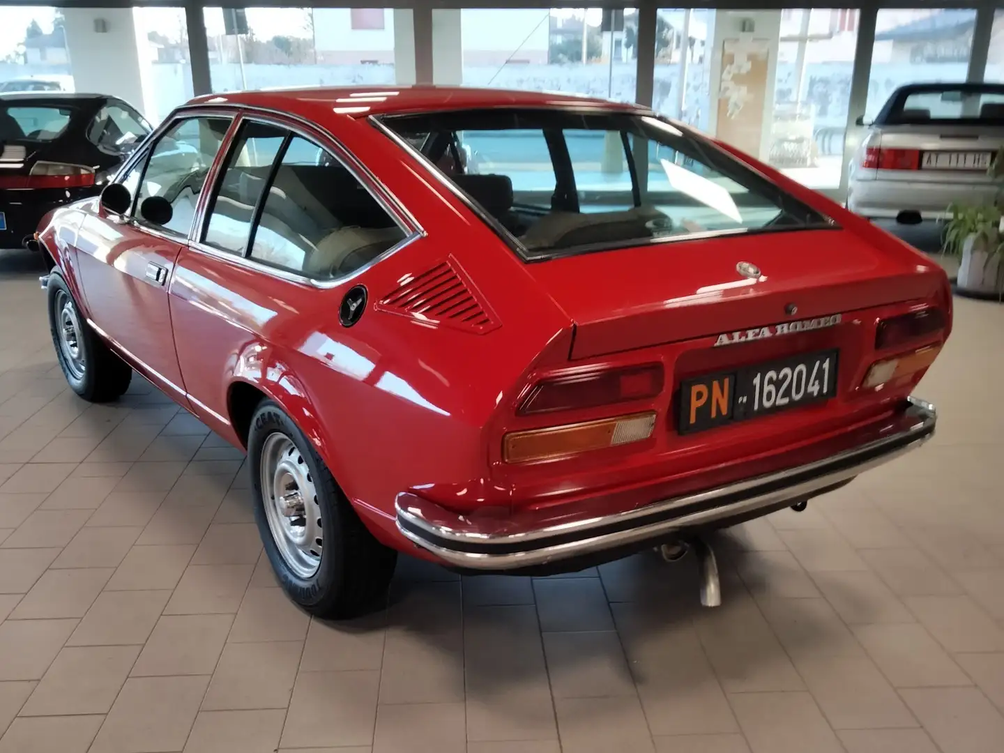 Alfa Romeo GT Alfetta GT Rouge - 2