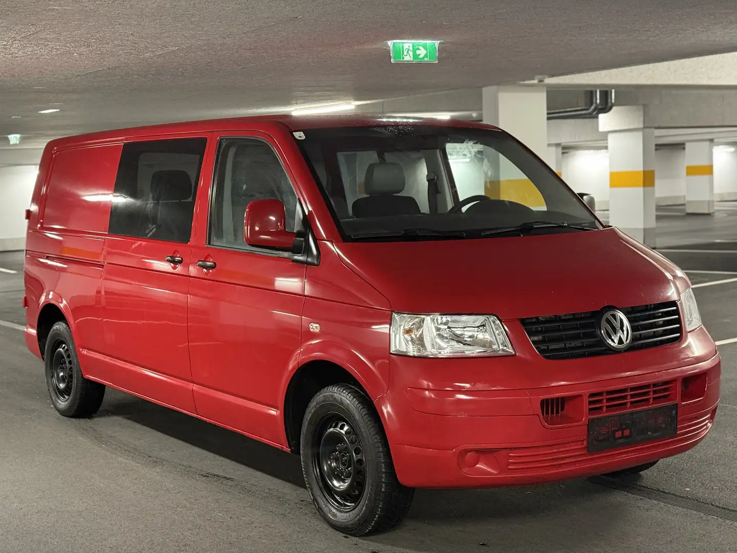 Volkswagen T5 Kombi 2.5TDI Automatik 6 Sitzer Lang 174Ps Anhängerk. - 1