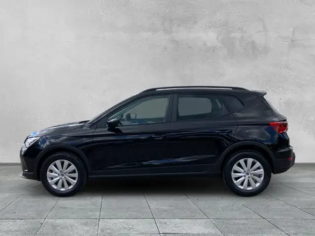 SEAT Arona view 2