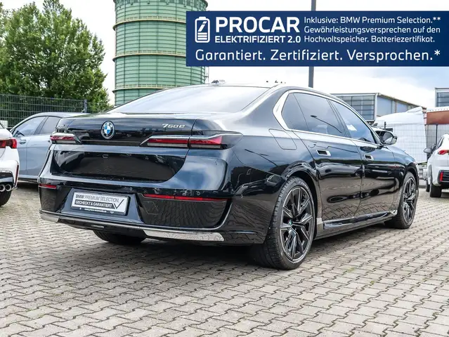 BMW 7 Series view 2