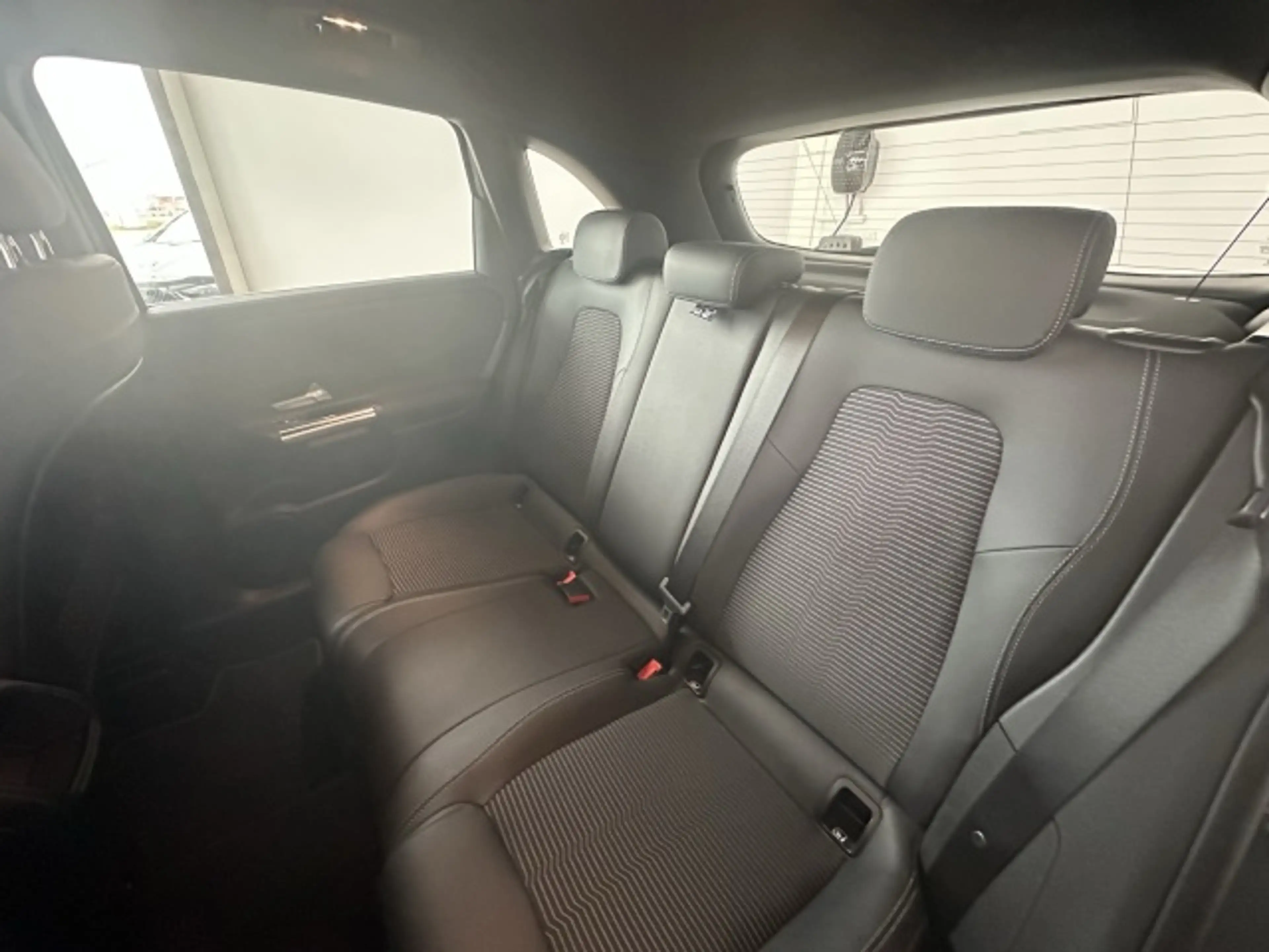 Mercedes-Benz B 200 B 200 d Progressive STANDHEIZUNG+AHK+MEMORY Autom. — photo 9