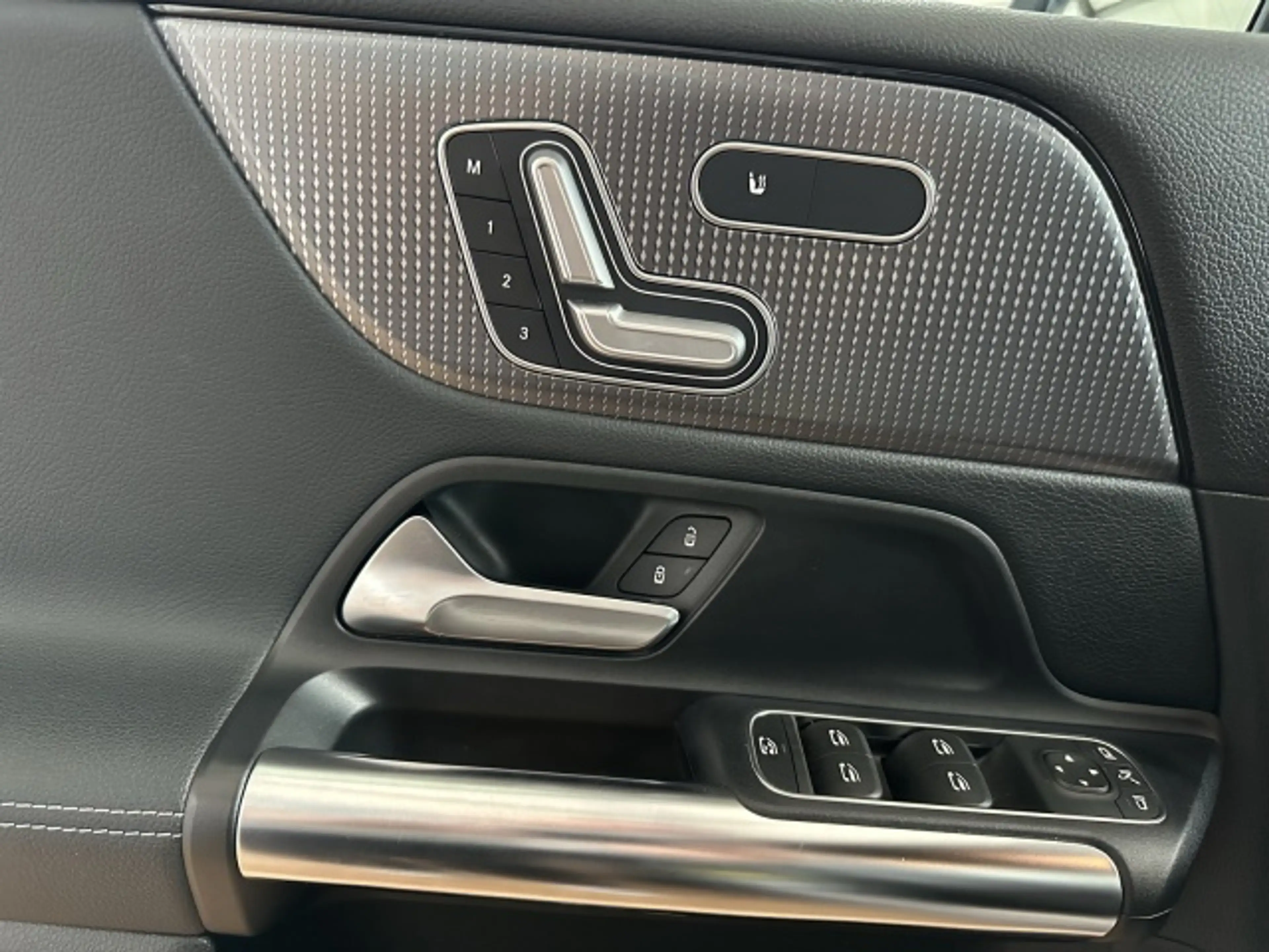 Mercedes-Benz B 200 B 200 d Progressive STANDHEIZUNG+AHK+MEMORY Autom. — photo 10