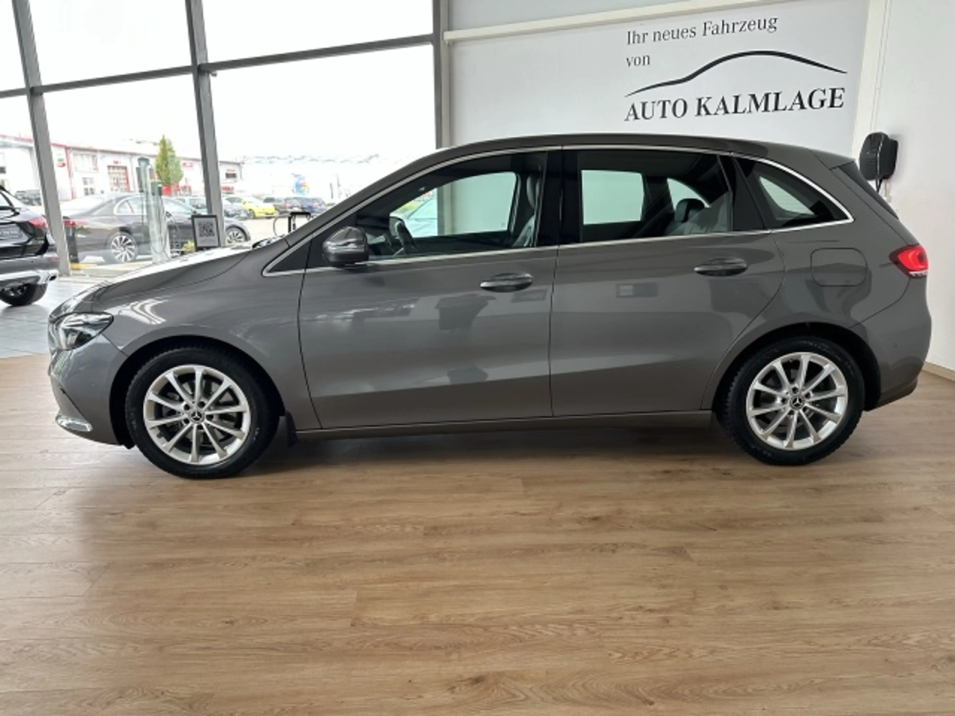 Mercedes-Benz B 200 B 200 d Progressive STANDHEIZUNG+AHK+MEMORY Autom. — photo 3