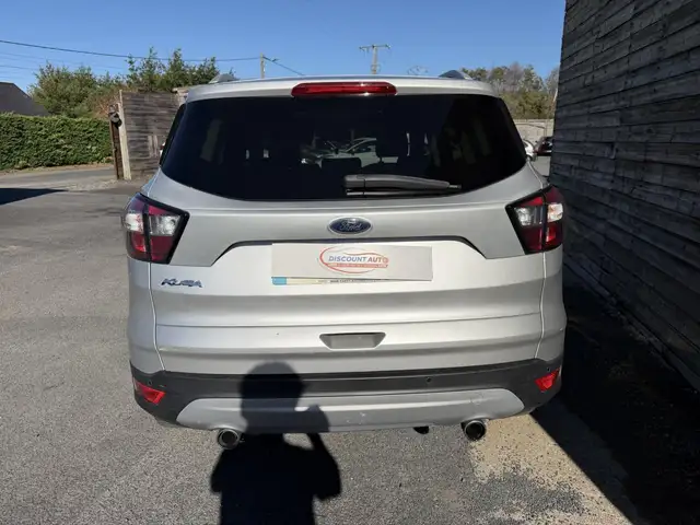 Ford Kuga view 4