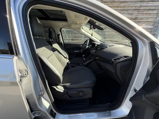 Ford Kuga view 16